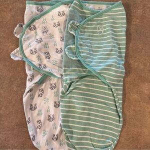 SwaddleMe  - 2 Pack Cozy White  and Green Baby Swaddles.
